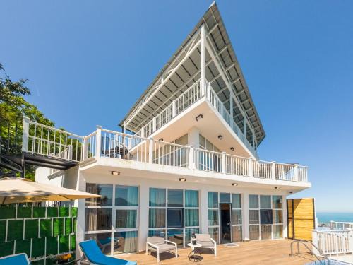 Khelvachauri Apartment | GOLDEN SUNSET BATUMI, VILLA WITH PANORAMIC VIEW AND INFINITI POOLs