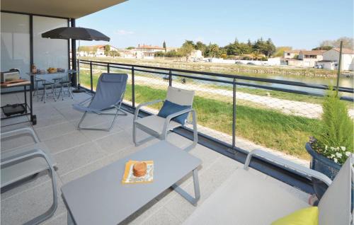 Aigues-Mortes Apartment | Gorgeous Apartment In Aigues-Mortes