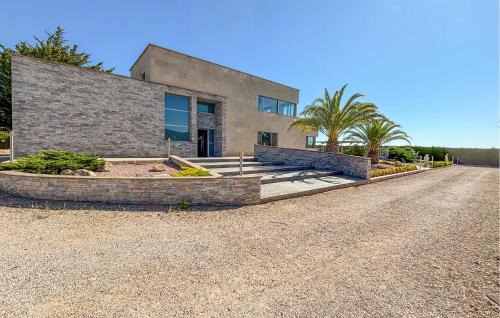 Yecla House | Gorgeous Home In Yecla