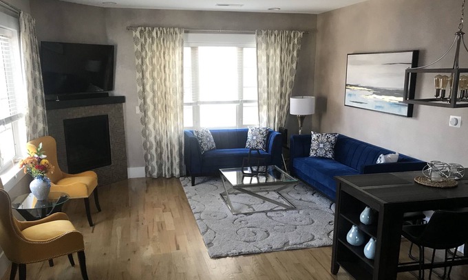 Washington Park West House | Gorgeous Modern Wash Park Townhouse with Rooftop Deck & Firepit