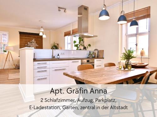 Schlitz Apartment | GRÄFIN ANNA - Design-Apartment mit 2 Schlafzimmer - in der historischen Hinterburg Schlitz - mit Aufzug, Parkplatz & Garten - nahe Fulda und Bad Hersfeld
