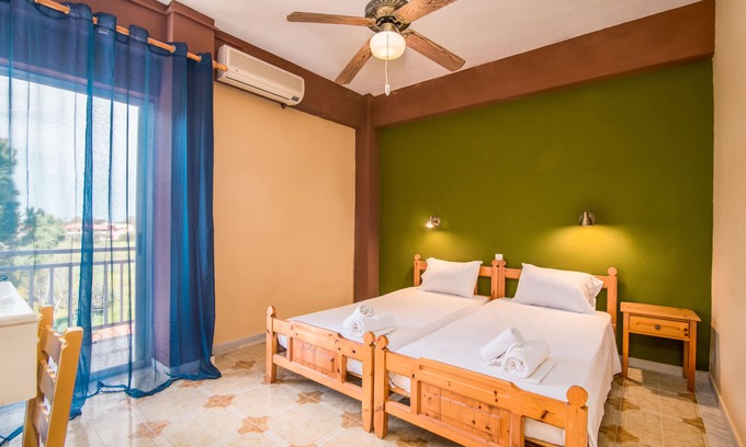 Ag. Georgios Apartment | Southgate 9
