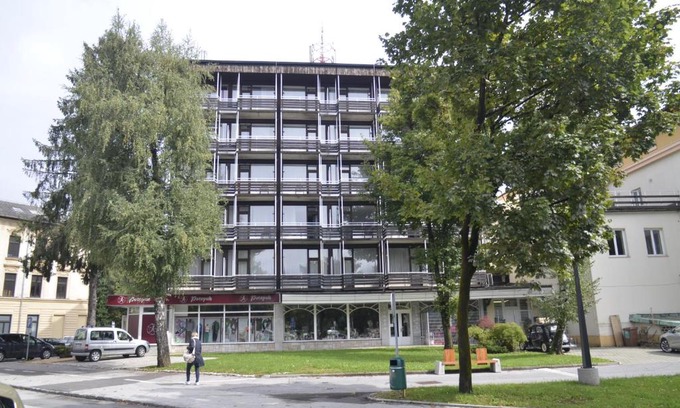 Radovljica Hotel | Grajski Dvor
