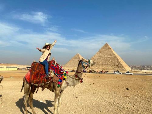 Giza Hotel | Grand Golden Pyramids View Hotel