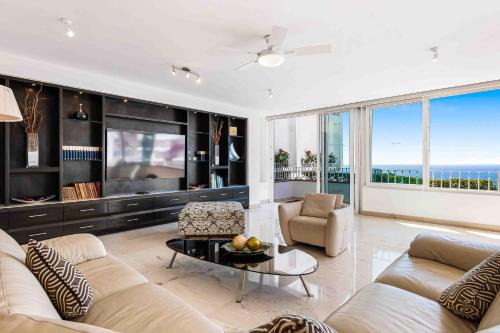 Conchas Chinas House | Grand Miramar APH2
