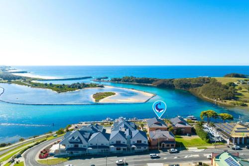 Narooma Apartment | Grand Pacific 1 Unit 4 - First Floor