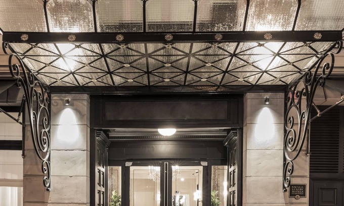 Champs-Elysees Hotel | Grand Powers