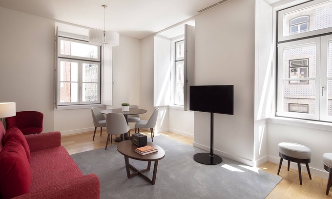 Baixa Apartment | Grape Harbor Prata Apartments