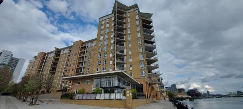 Canary Wharf Apartment | Great For A Break