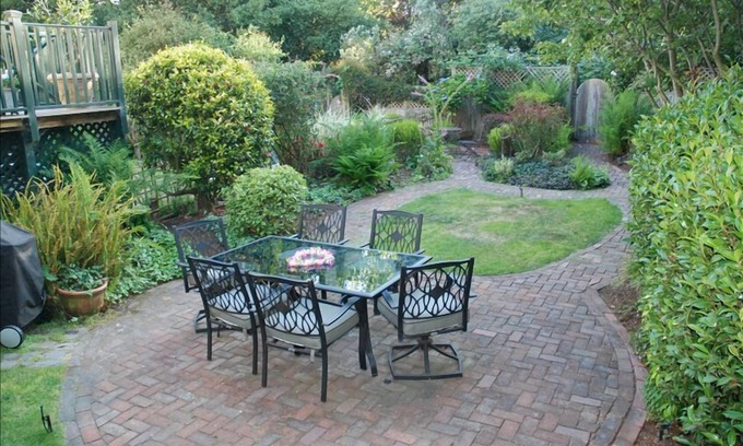 Lake Street House | Great Home near the Presidio. 31 day min.