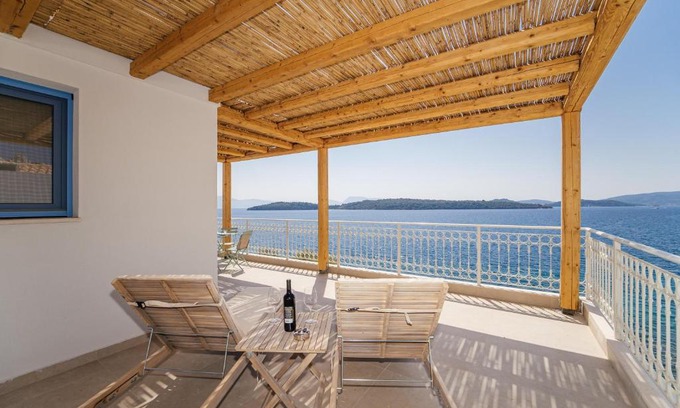 Perigiali Apartment | Greek Beach House Complex B7