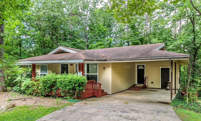 Hot Springs Village House | Green Friendly Home With Free Wifi and Energy Saver Features - Unit 0302 by Redawning