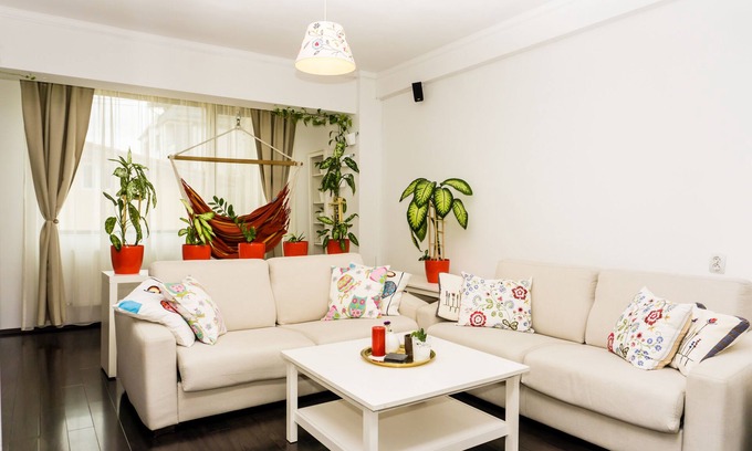 Sector 1 Apartment | ❦ Green Leaf ❦ - Relaxing and Refreshing Apartment