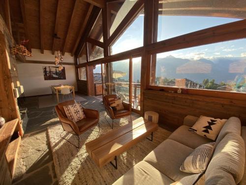 Saint-Pierre-de-Clages Apartment | Grimpeur 9 ski in-out, Spa Access