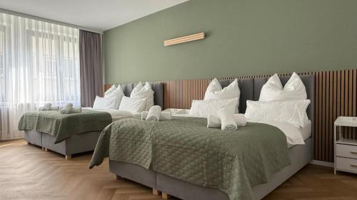 Kiel Apartment | Große Innenstadt-Oase Kiel für Gruppen & Familien