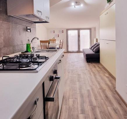 Reggio nell'Emilia Apartment | Guest Holiday Mandra 12 e 13