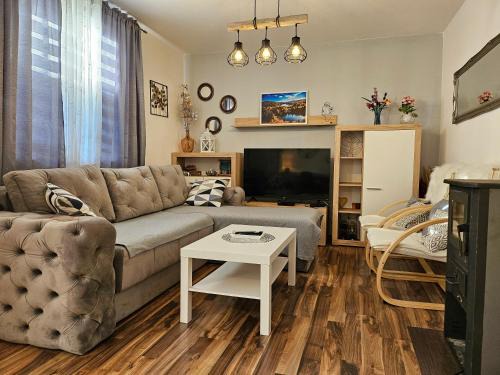 Poljanak House | Guest House Lisina