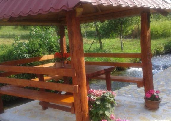 Plitvicki Ljeskovac House | Guest House Mila