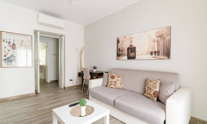 Lazzaretto Apartment | GuestHost - Cosy APT Porta Venezia & Buenos Aires!