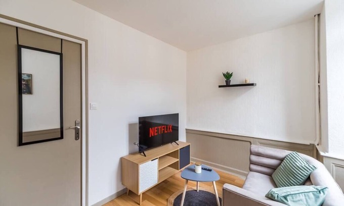 Guingamp Apartment | Guingamp centre, agreable T2
