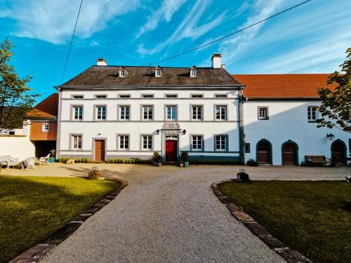 Feilsdorf Bed & Breakfast | Gutshaus De La Fontaine