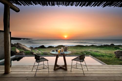 Ngquza Hill Cabin | GweGwe Beach Lodge