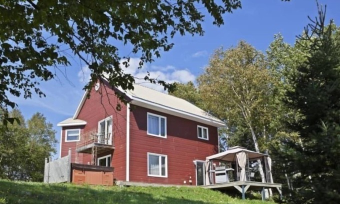 Baie-St-Paul Ski Chalet | Hôtel à la maison - Les Sabots du Nord avec spa