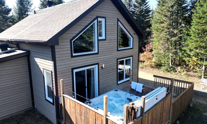 Shannon Ski Chalet | Hôtel à la maison - Chalet de la Faune avec spa