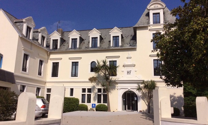 Saint-Pol-de-Leon Hotel | Hôtel de France