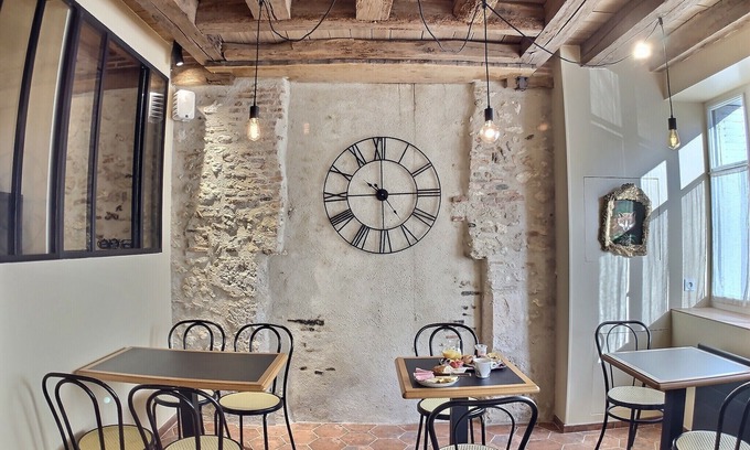 Bracieux Hotel | Hôtel Du Cygne