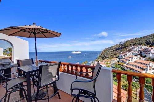 Avalon House | H1780 - Hamilton Cove Villa 17-80