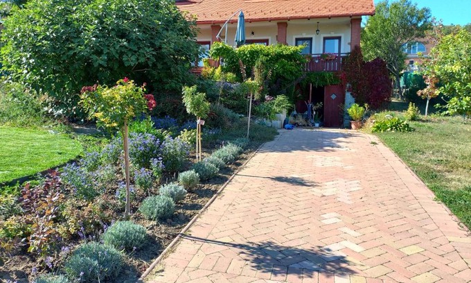 Balatonfured House | Hajnal Vendégház Balatonfüred
