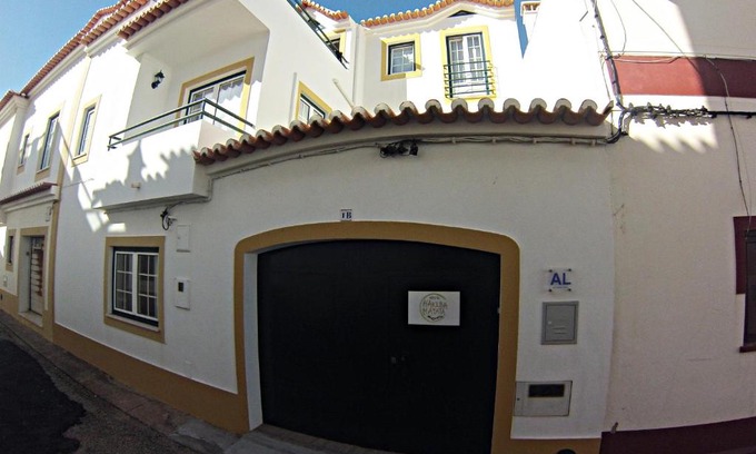 Zambujeira do Mar Hostel | Hakuna Matata Hostel