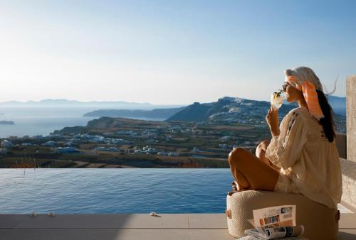 Pyrgos Apartment | Halcyon Days Suites