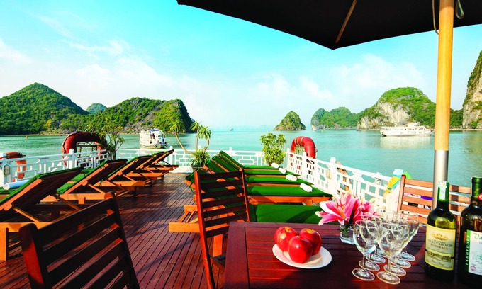 Bai Chay Boat Rental | Halong Seasun Cruise