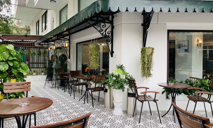 Dich Vong Hau Apartment | Hana Stay Tran Quoc Hoan