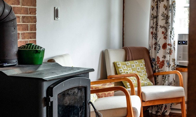 Arrington Other | Happy Farm with Views & Hot Tub!nn