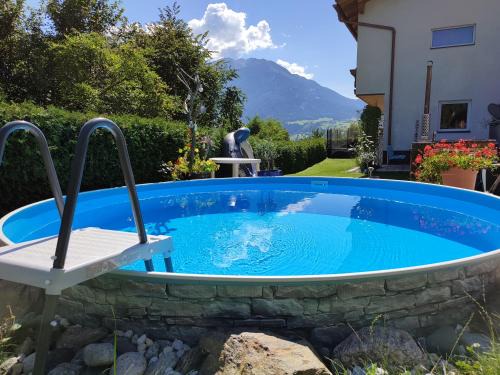 Wenns Apartment | Haus AlpenHahn