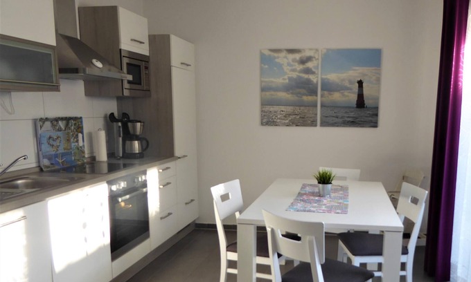 Dangast Apartment | Haus am Meer Apartment 1 EG, Edo-Wiemken-Str. 48, 75sqm, max. 4 people