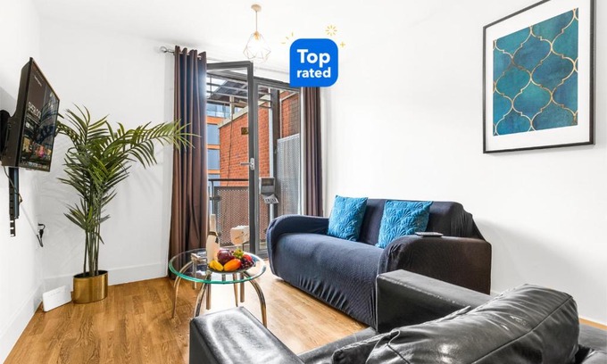 Theatreland Birmingham Apartment | Haus City Centre 2 Bedroom Apartment l Parking l Balcony l WIFI l Smart TV l Arcadian l China Town