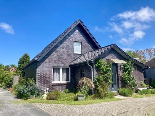 Neugarmssiel House | Haus NEDAL by fewo-plan NEUG100 an der Nordsee bei Carolinensiel-Harlesiel