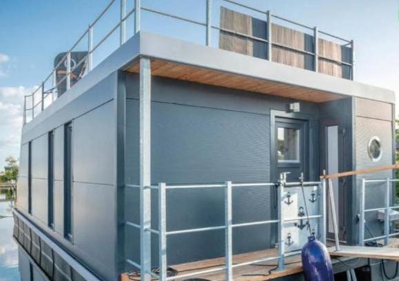 Schleswig House | Hausboot Rán mit Dachterrasse in Schleswig