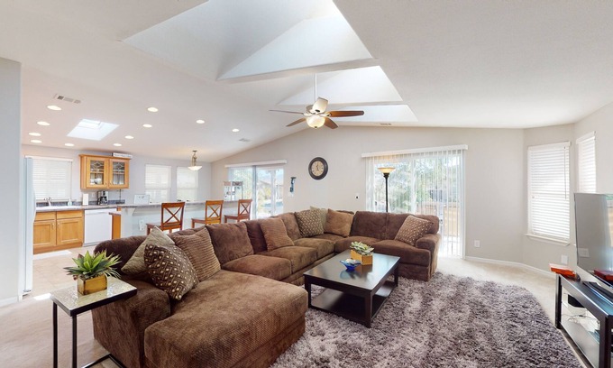 Havasu Lake House | Havasu Lake Home - Access to Pool, Hot Tub & Clubhouse with Pool Table & Gym