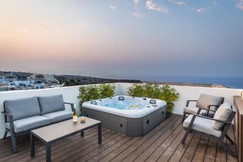 St. Andrew's Apartment | Heated Luxury Poolside Retreat in St Julian s