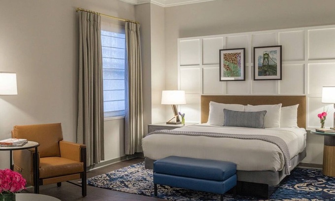 Downtown Portland Hotel | Heathman Hotel, 2 Studio Suites with Gym Access, Minutes from PSU & Museums