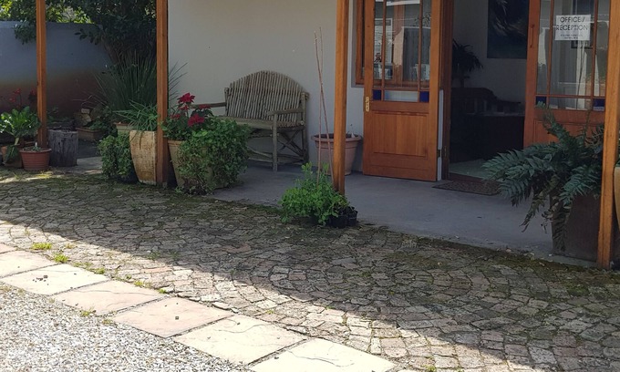 Hemel En Aarde House | Hemel & Aarde Village Accommodation