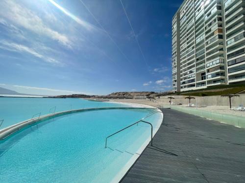 Antofagasta Apartment | Hermoso departamento con laguna navegable