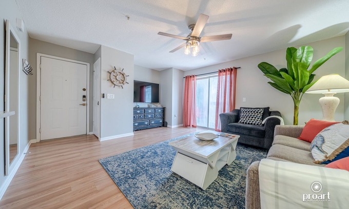 Indian Bayou Condo | Hidden Gem condo w/Pool < 0.5 Mi to the Beach!