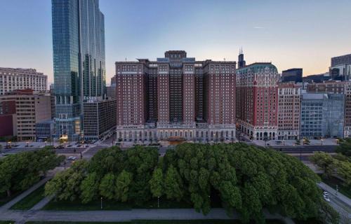 The Loop Hotel | Hilton Chicago