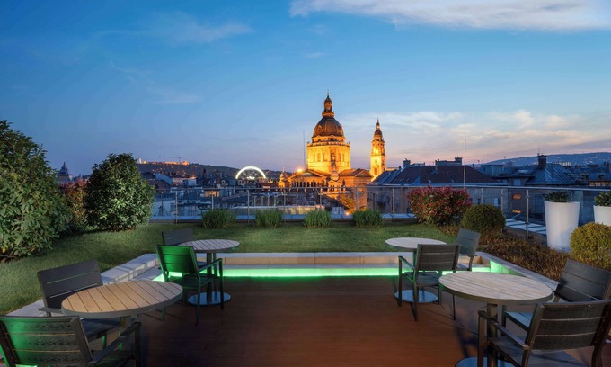 Terezvaros Hotel | Hilton Garden Inn Budapest City Centre